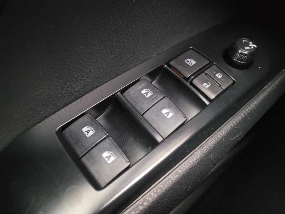 2018 Toyota Camry in Torrance, CA 90504 - 18136058 27