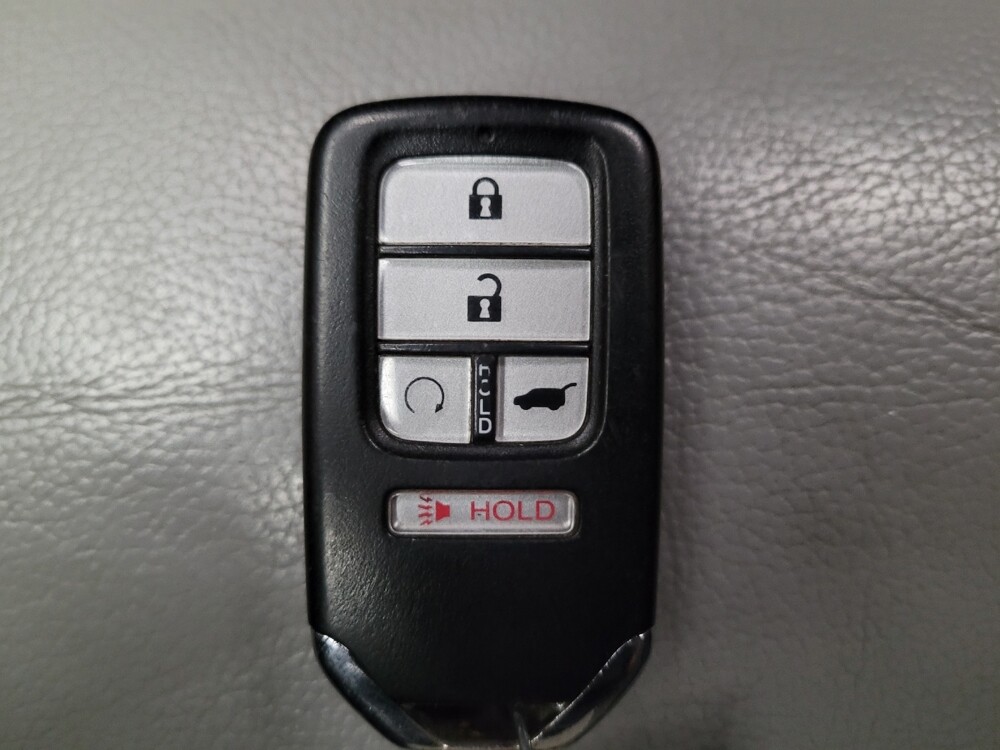 2017 Honda Pilot in Downey, CA 90241 - 18136059 32