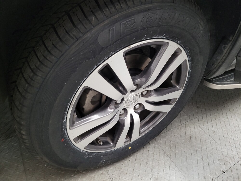 2017 Honda Pilot in Downey, CA 90241 - 18136059 31