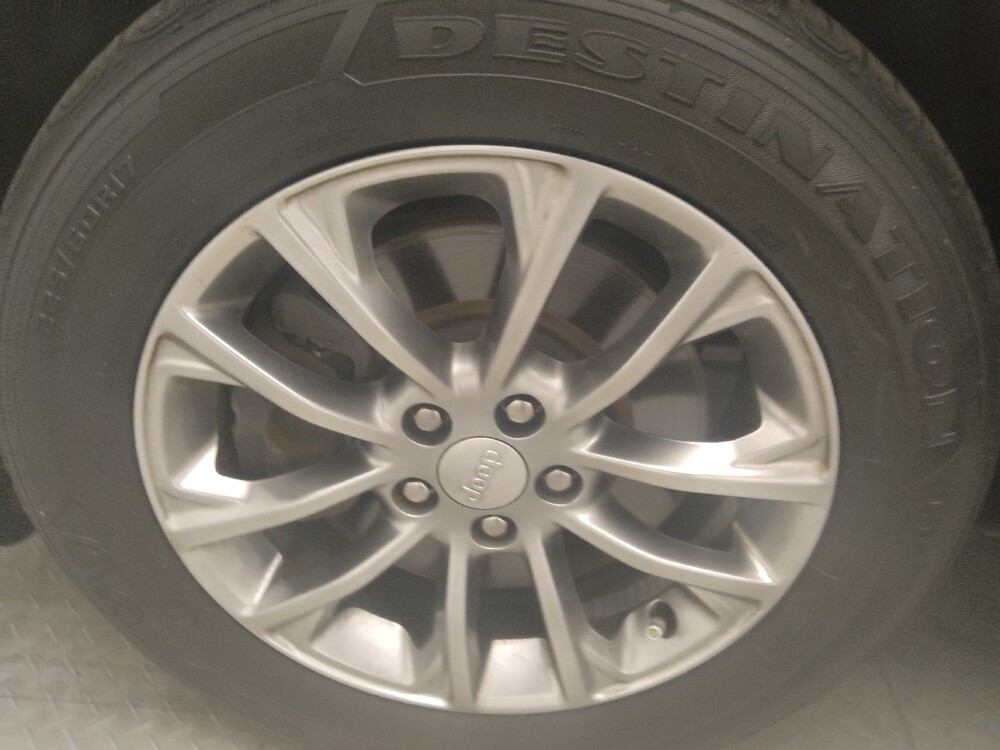 2020 Jeep Cherokee in Morrow, GA 30260 - 18136090 31