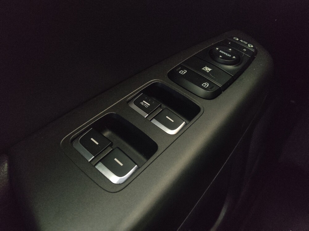 2017 Kia Sportage in Marietta, GA 30062 - 18136092 27