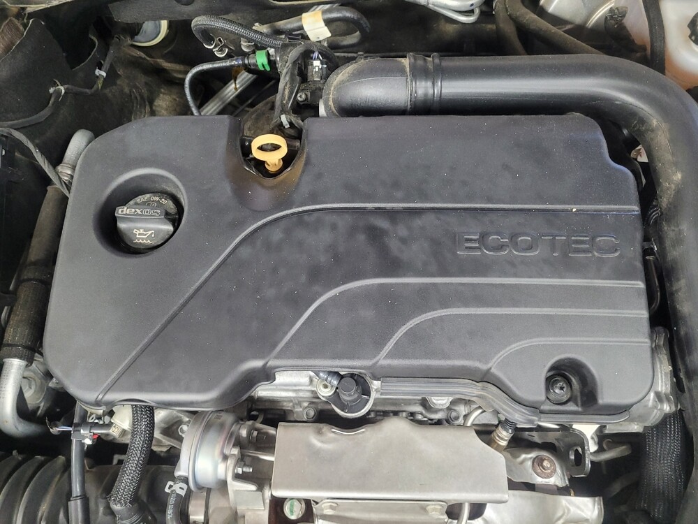 2020 Chevrolet Malibu in Pelham, AL 35124 - 18136095 30