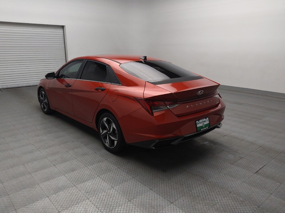 2021 Hyundai Elantra in Lubbock, TX 79424 - 18136096 5