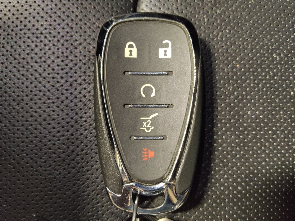 2018 Chevrolet Equinox in Arlington, TX 76011 - 18136097 32