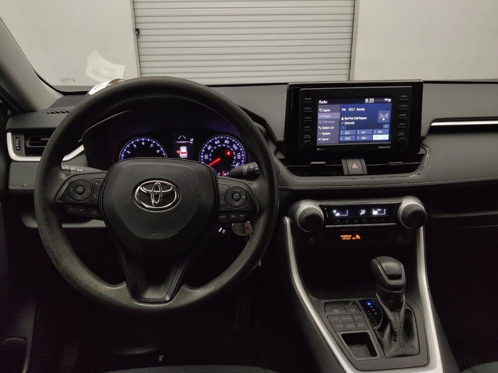 2020 Toyota RAV4 in Arlington, TX 76011 - 18136101 22