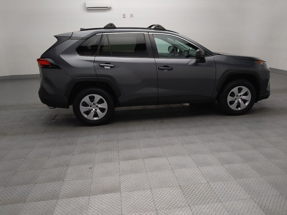 2020 Toyota RAV4 in Arlington, TX 76011 - 18136101 10