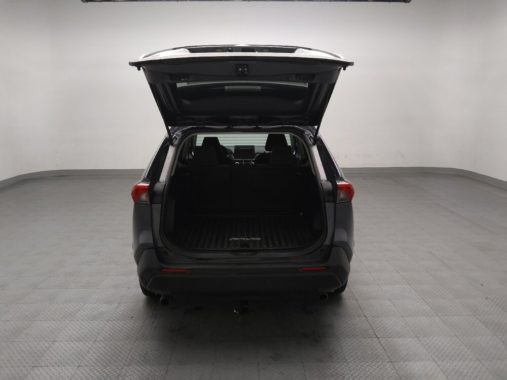2020 Toyota RAV4 in Arlington, TX 76011 - 18136101 29