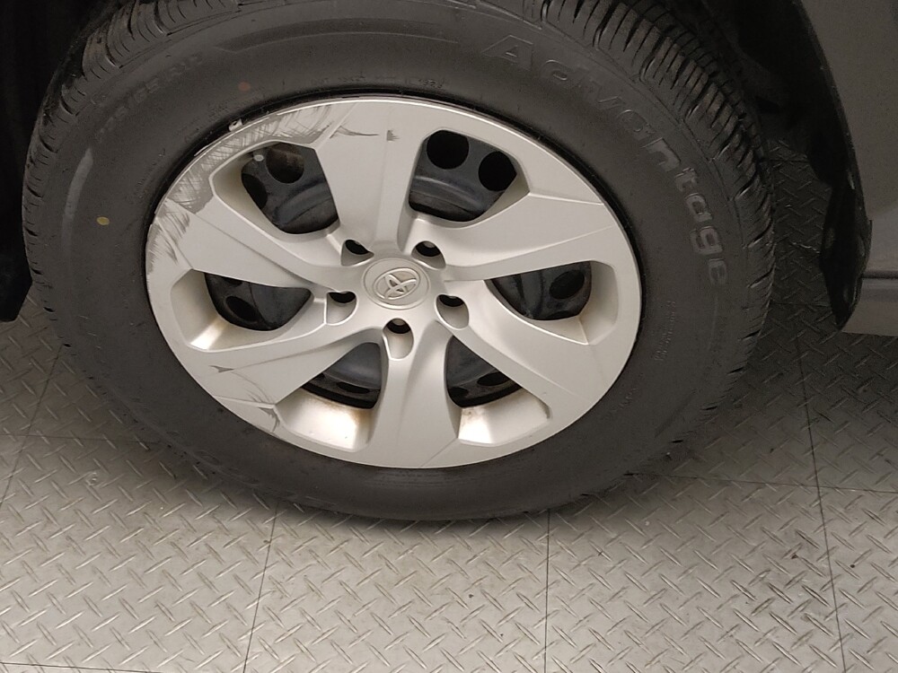 2020 Toyota RAV4 in Arlington, TX 76011 - 18136101 31