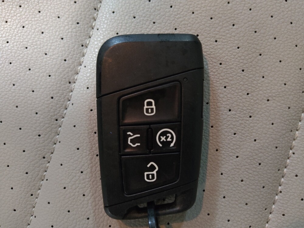 2024 Volkswagen Jetta in Plano, TX 75074 - 18136104 32