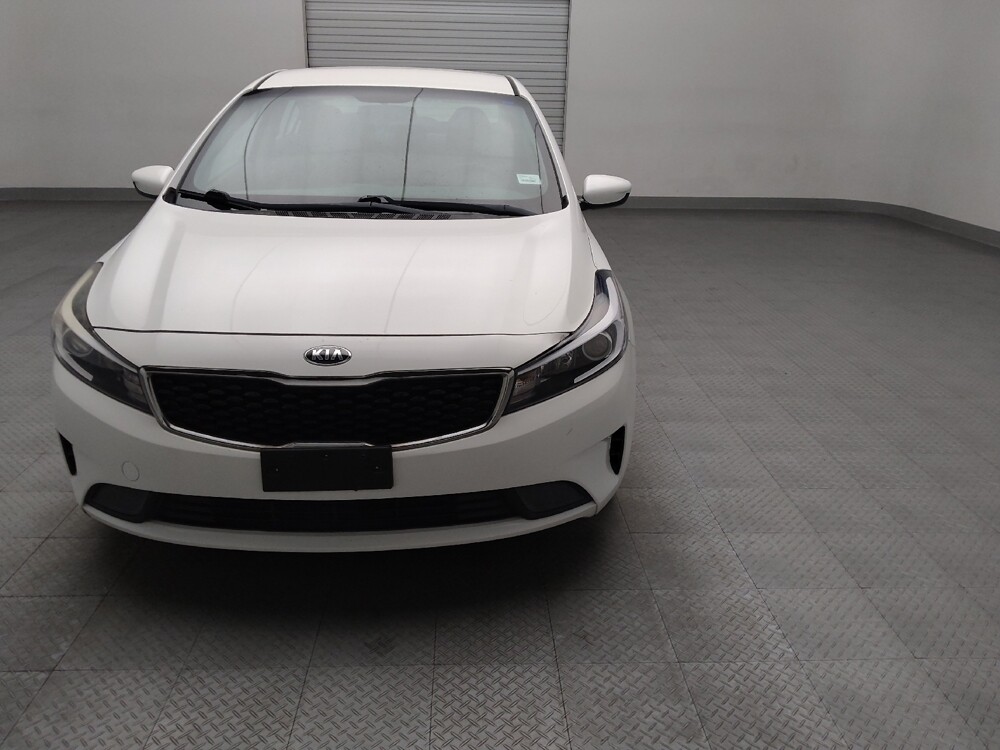2017 Kia Forte in Arlington, TX 76011 - 18136105 15