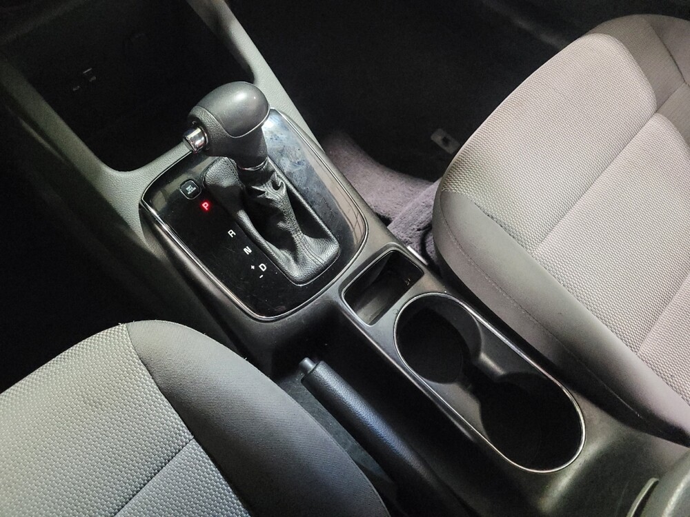 2017 Kia Forte in Arlington, TX 76011 - 18136105 26