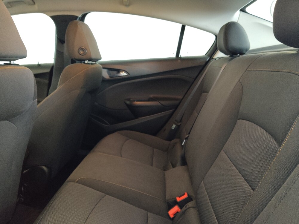 2018 Chevrolet Cruze in Lewisville, TX 75067 - 18136106 18