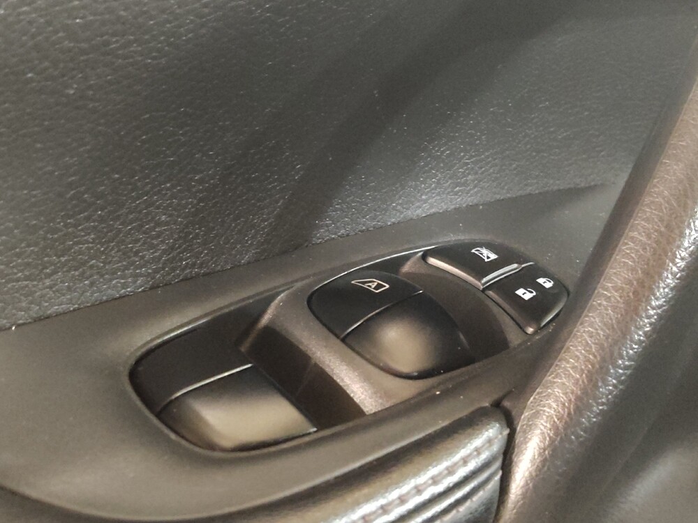 2017 Nissan Rogue Sport in Lubbock, TX 79424 - 18136109 27