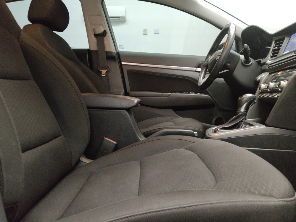 2020 Hyundai Elantra in Lubbock, TX 79424 - 18136110 21