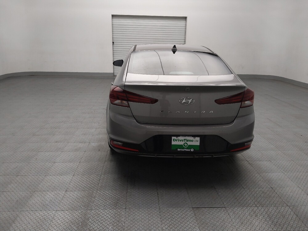 2020 Hyundai Elantra in Lubbock, TX 79424 - 18136110 6