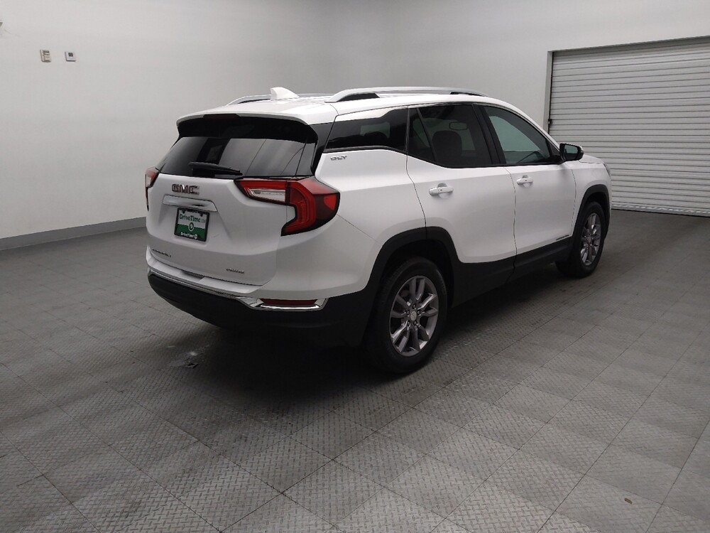 2024 GMC Terrain in Lubbock, TX 79424 - 18136116 9