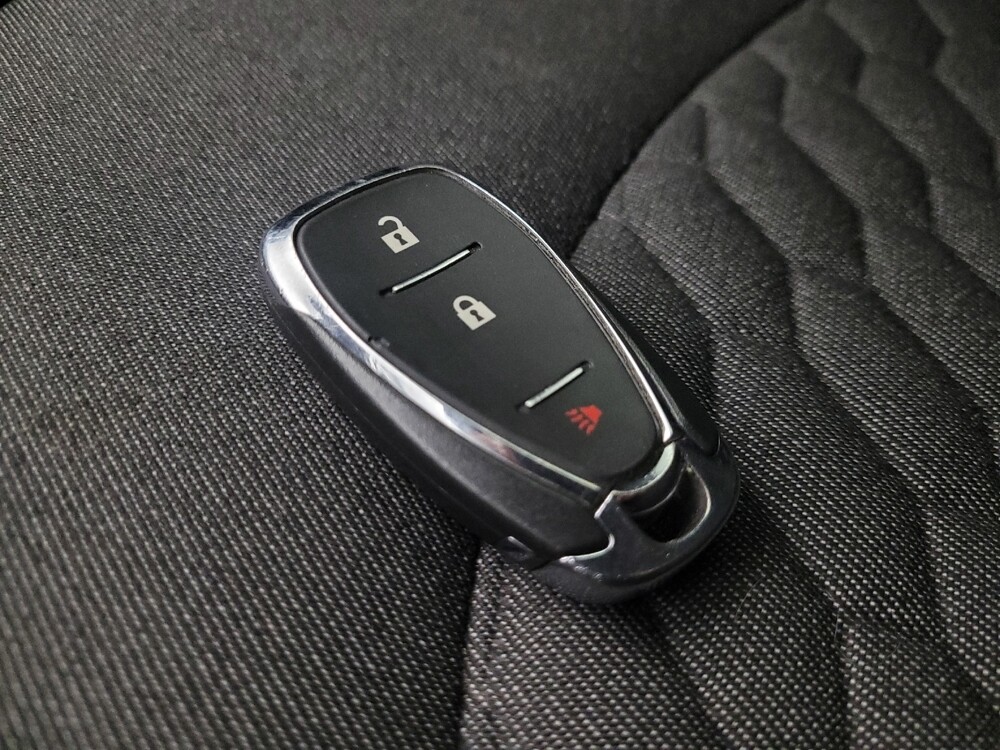 2020 Chevrolet Equinox in Tucson, AZ 85705 - 18136118 32