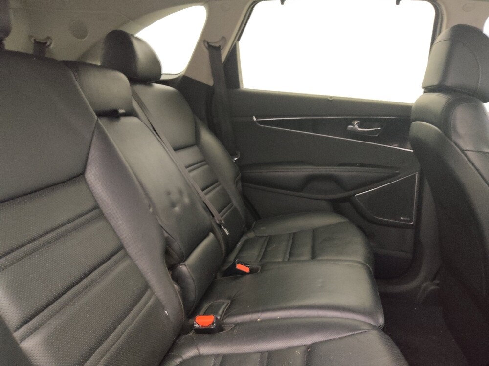 2017 Kia Sorento in Clearwater, FL 33764 - 18136119 19