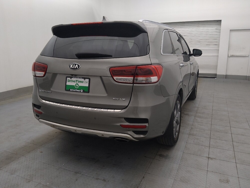 2017 Kia Sorento in Clearwater, FL 33764 - 18136119 7