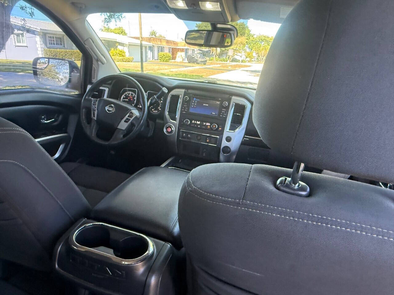 2017 Nissan Titan in Hollywood, FL 33023-1906 - 18136132 5