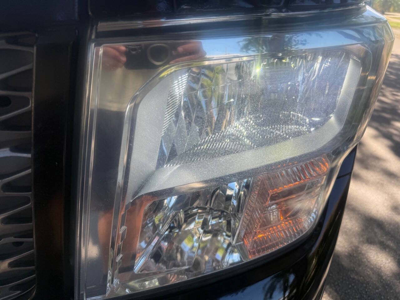 2017 Nissan Titan in Hollywood, FL 33023-1906 - 18136132 3