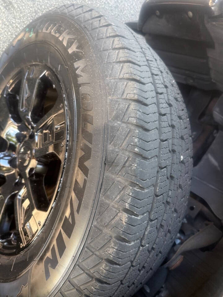 2017 Nissan Titan in Hollywood, FL 33023-1906 - 18136132 2