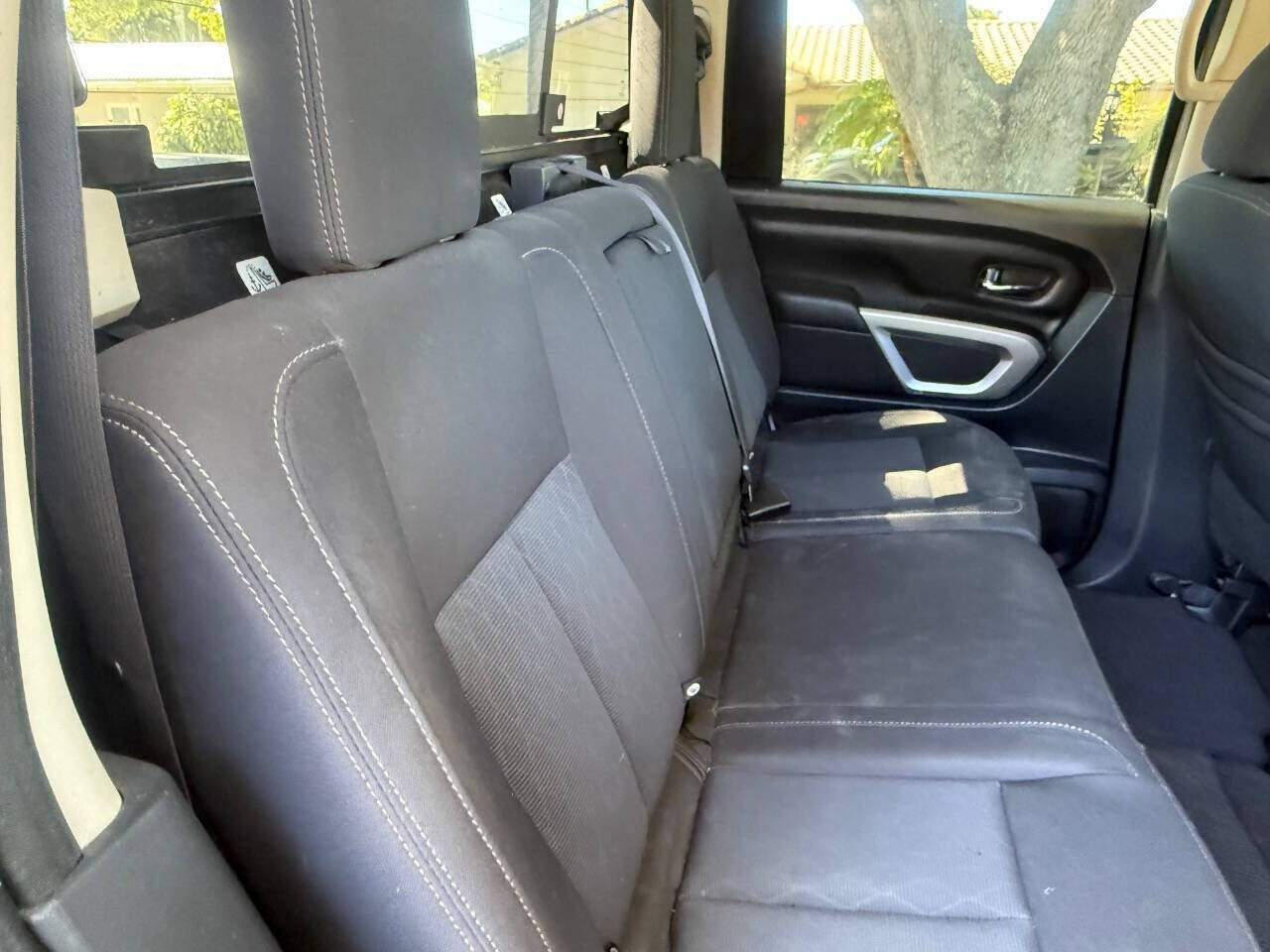 2017 Nissan Titan in Hollywood, FL 33023-1906 - 18136132 16