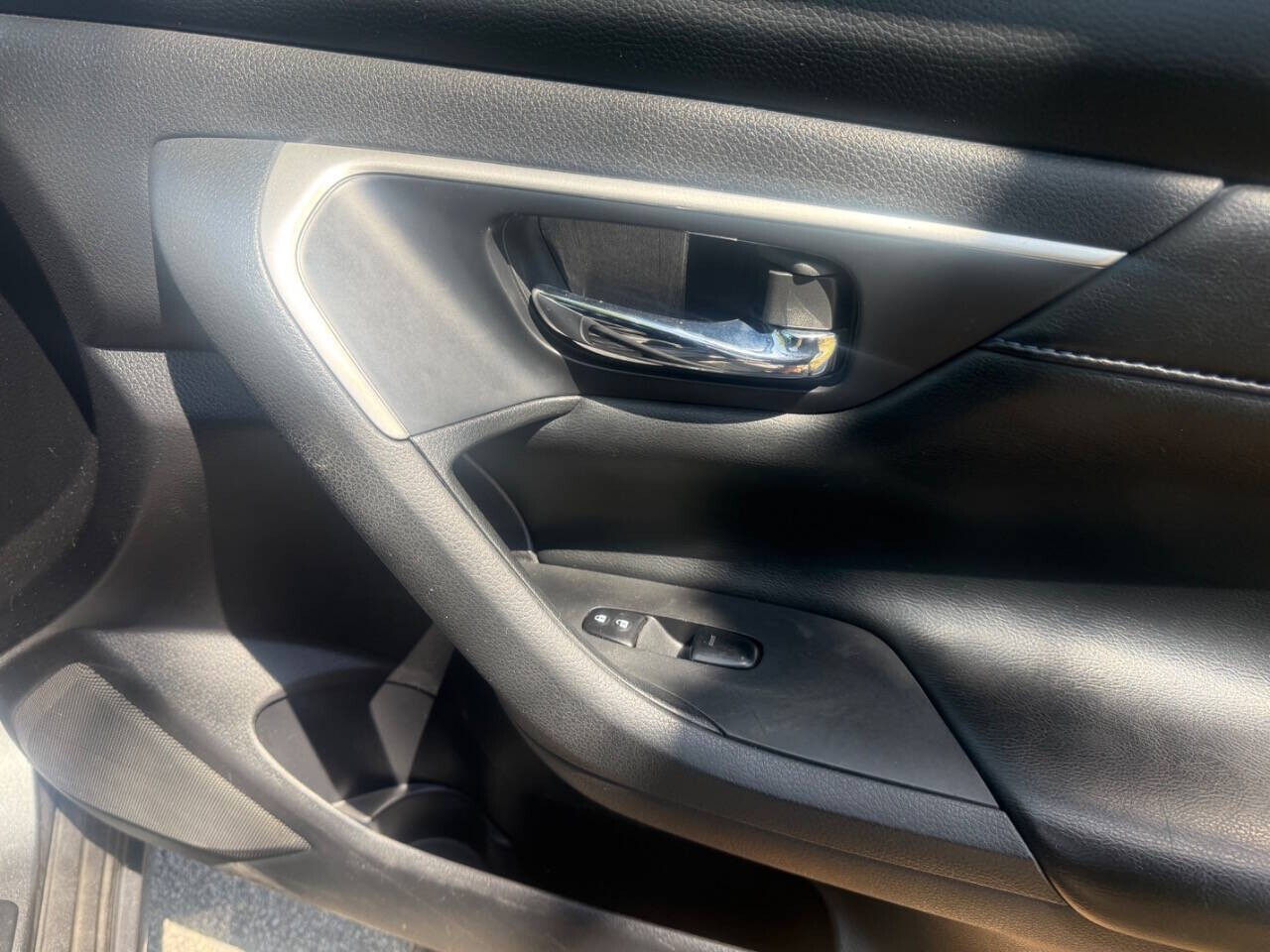 2016 Nissan Altima in Hollywood, FL 33023-1906 - 18136133 20