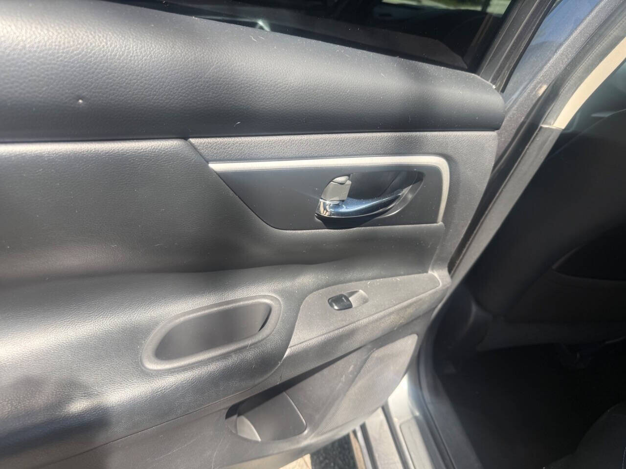 2016 Nissan Altima in Hollywood, FL 33023-1906 - 18136133 14