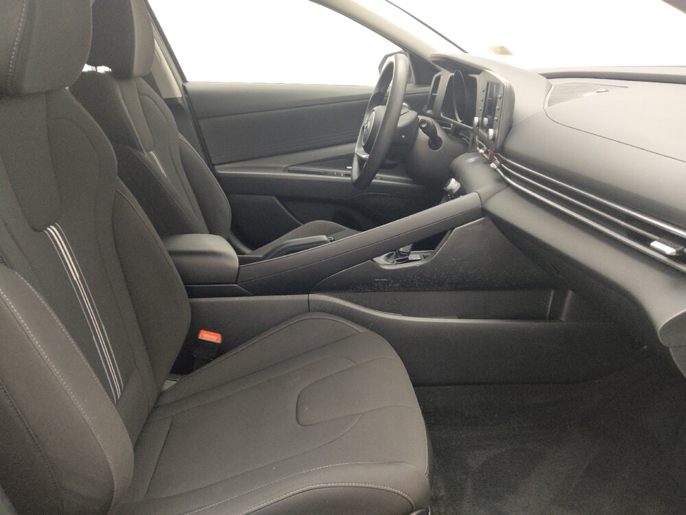 2023 Hyundai Elantra in Wilmington, NC 28405 - 18136143 21