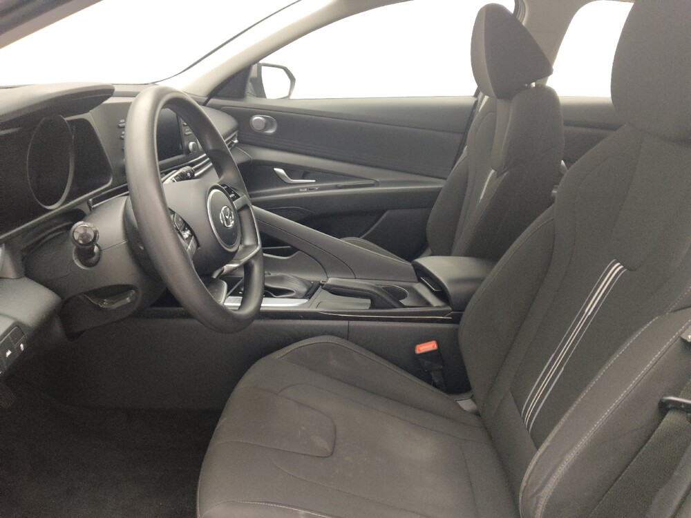 2023 Hyundai Elantra in Wilmington, NC 28405 - 18136143 17