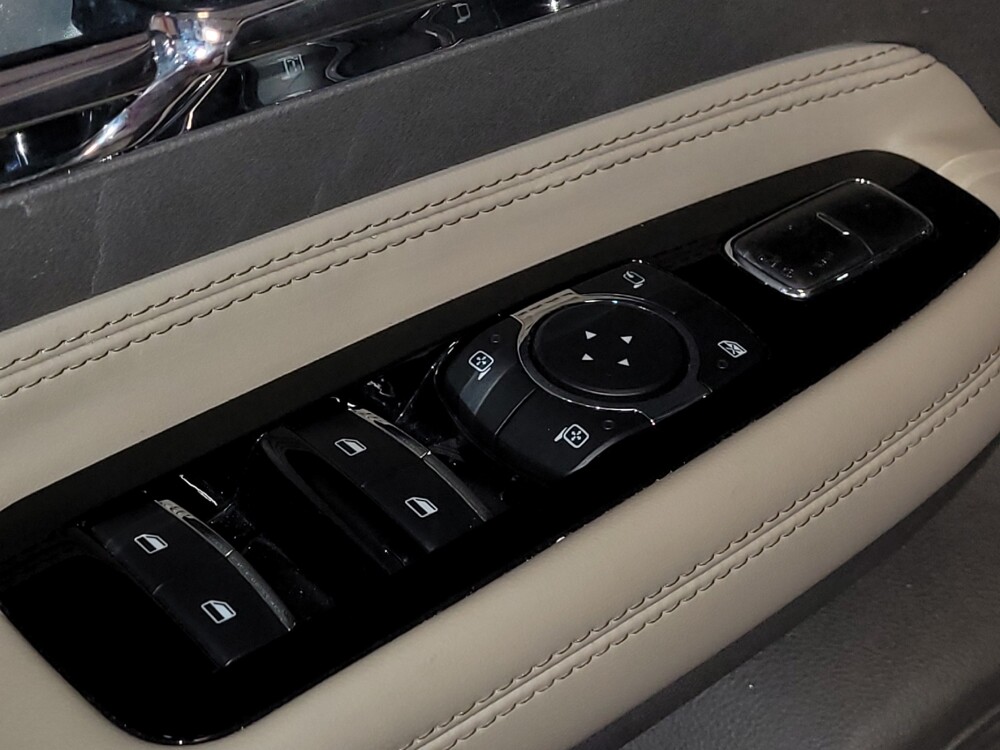 2020 Lincoln Corsair in Gainesville, FL 32609 - 18136144 27