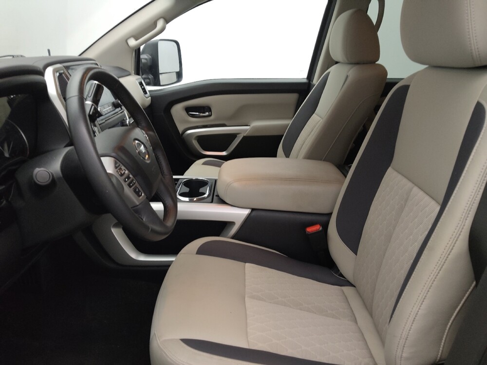 2021 Nissan Titan in Orlando, FL 32808 - 18136145 17