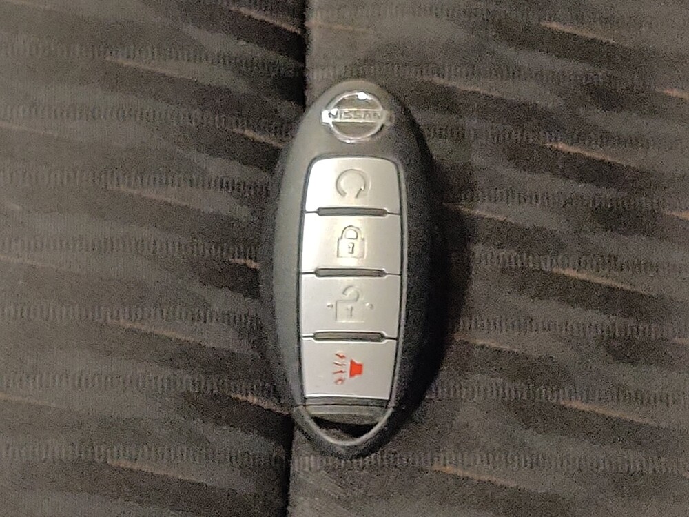 2017 Nissan Rogue in Lauderdale Lakes, FL 33313 - 18136146 32