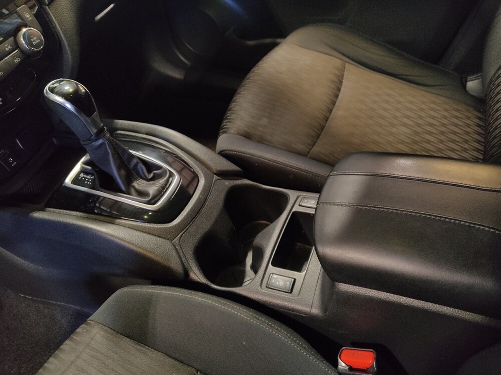 2017 Nissan Rogue in Lauderdale Lakes, FL 33313 - 18136146 26