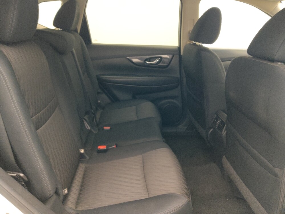 2017 Nissan Rogue in Lauderdale Lakes, FL 33313 - 18136146 19