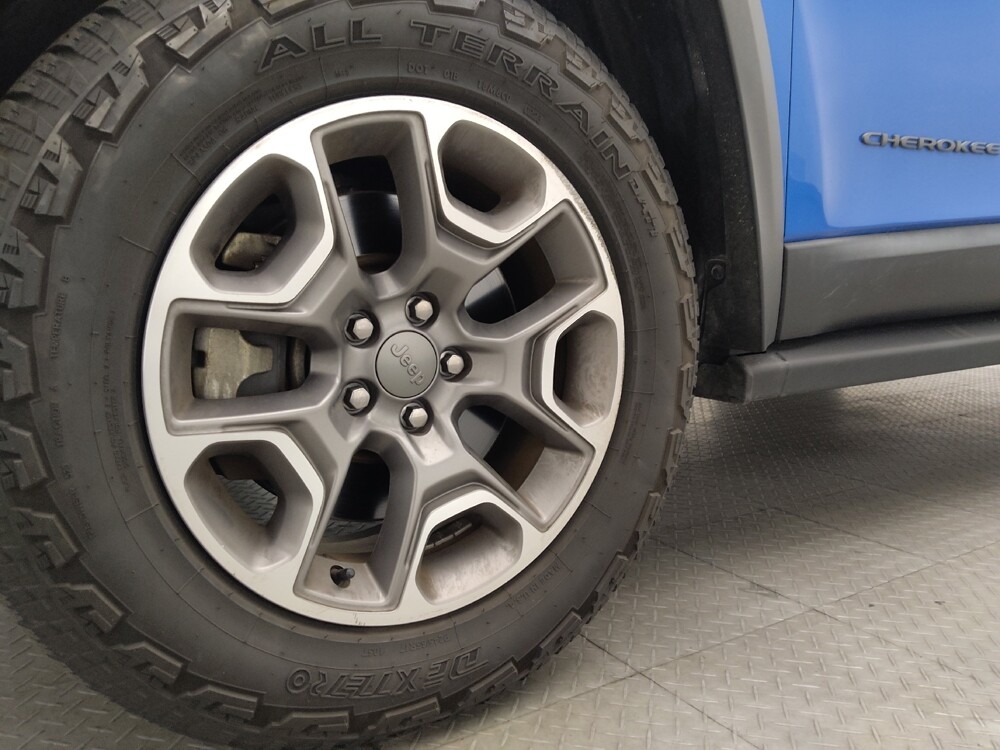 2020 Jeep Cherokee in Lauderdale Lakes, FL 33313 - 18136149 31