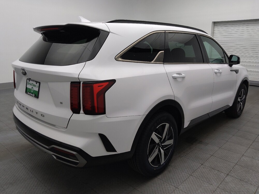 2021 Kia Sorento in Salem, VA 24153 - 18136150 9