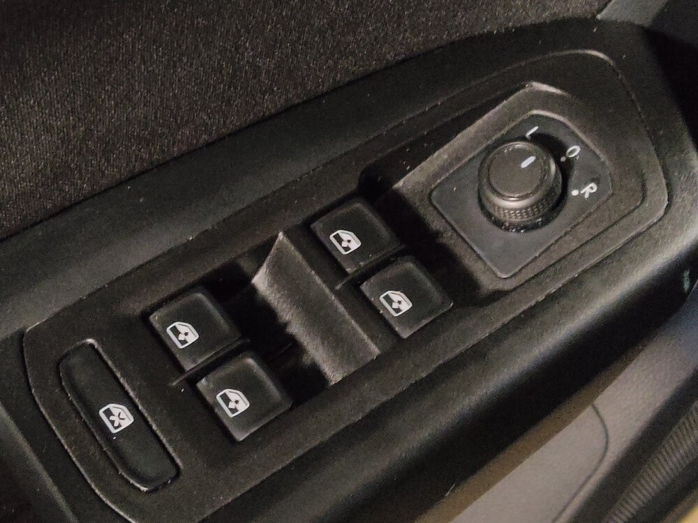 2020 Volkswagen Atlas in Salem, VA 24153 - 18136151 27