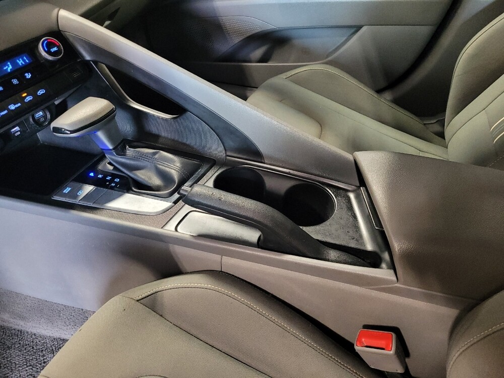 2023 Hyundai Elantra in Orlando, FL 32808 - 18136158 26