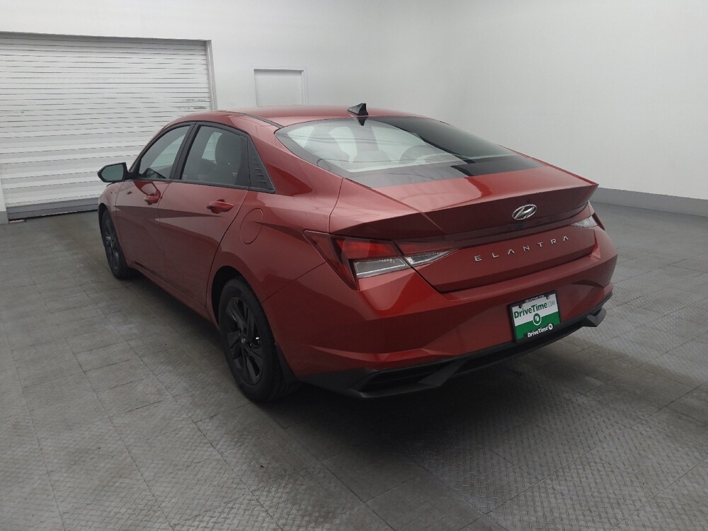 2023 Hyundai Elantra in Orlando, FL 32808 - 18136158 5