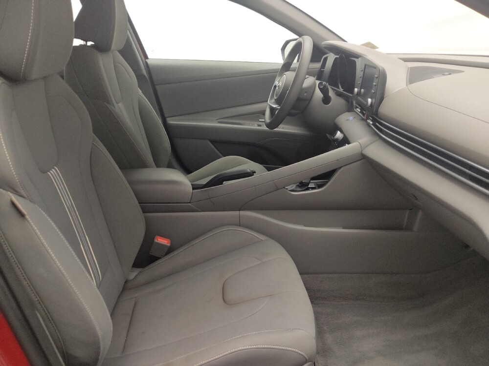 2023 Hyundai Elantra in Orlando, FL 32808 - 18136158 21