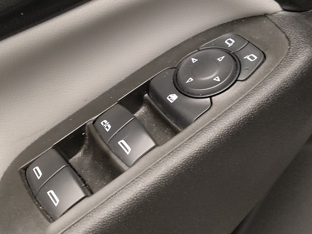 2021 Chevrolet Equinox in Orlando, FL 32808 - 18136160 27
