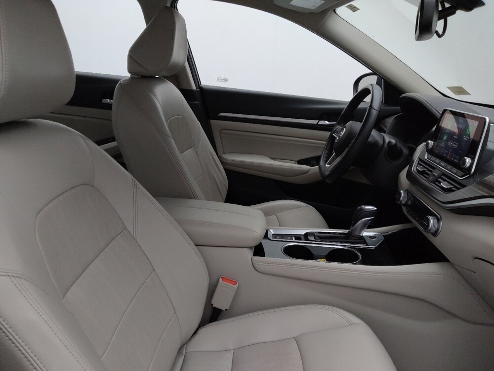 2020 Nissan Altima in Salem, VA 24153 - 18136162 21
