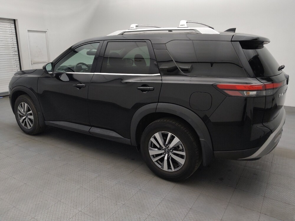 2022 Nissan Pathfinder in Raleigh, NC 27604 - 18136165 3