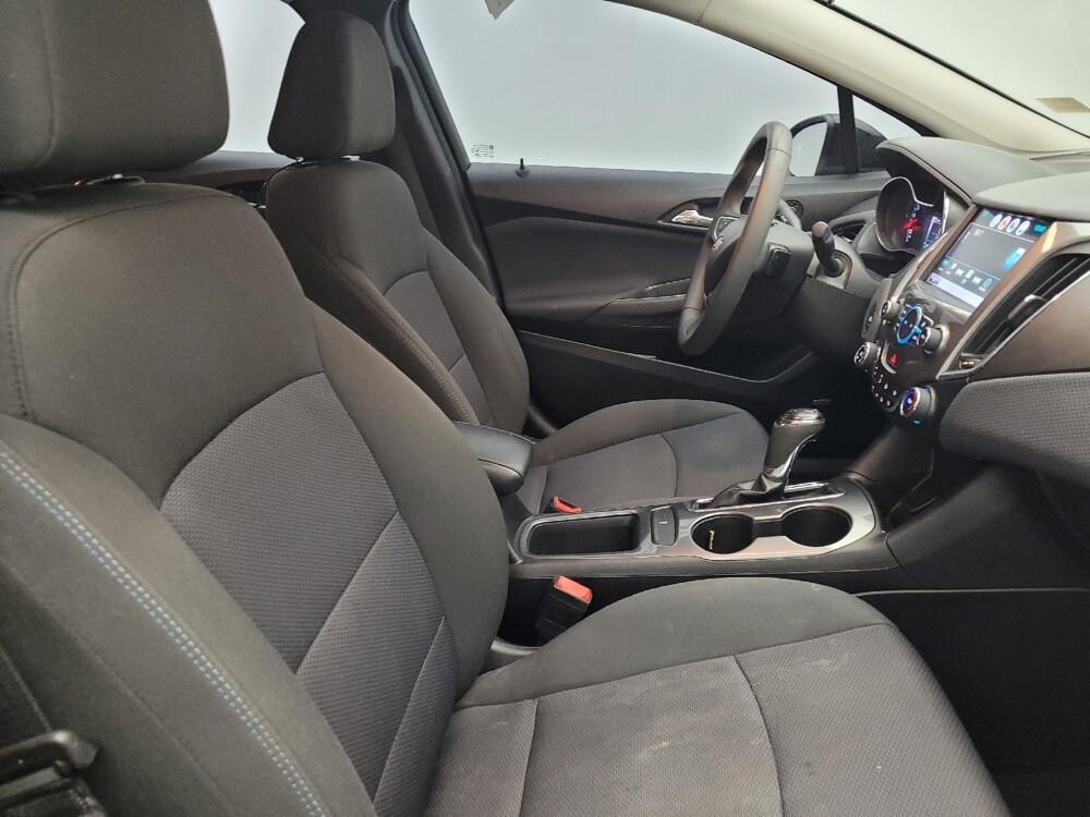 2018 Chevrolet Cruze in Charlotte, NC 28273 - 18136169 21