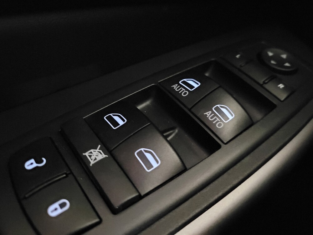 2019 Jeep Cherokee in Gastonia, NC 28056 - 18136175 27