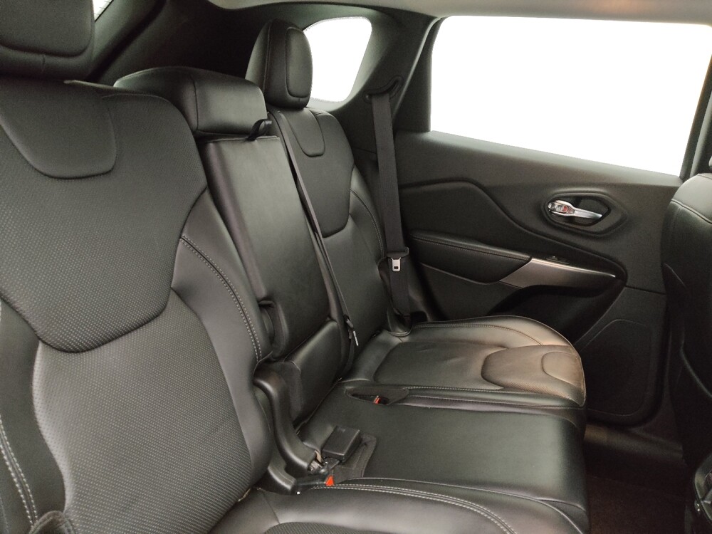 2019 Jeep Cherokee in Gastonia, NC 28056 - 18136175 19