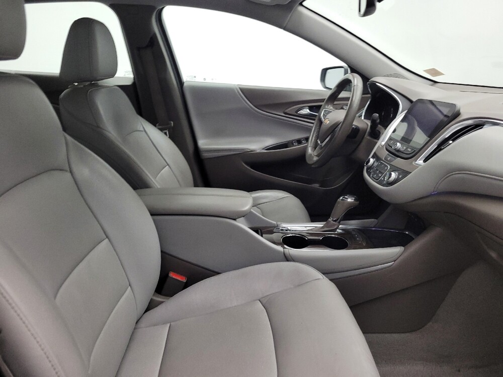 2019 Chevrolet Malibu in Memphis, TN 38115 - 18136199 21