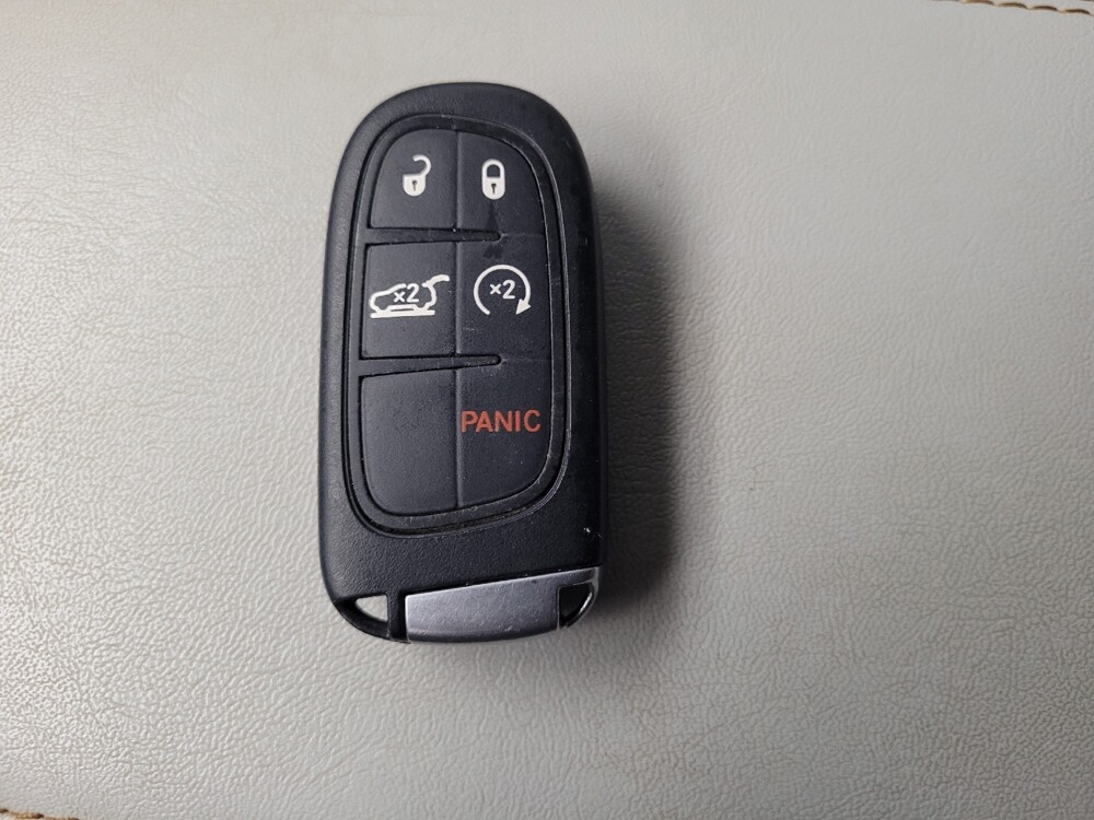 2022 Jeep Cherokee in Huntsville, AL 35816 - 18136201 32